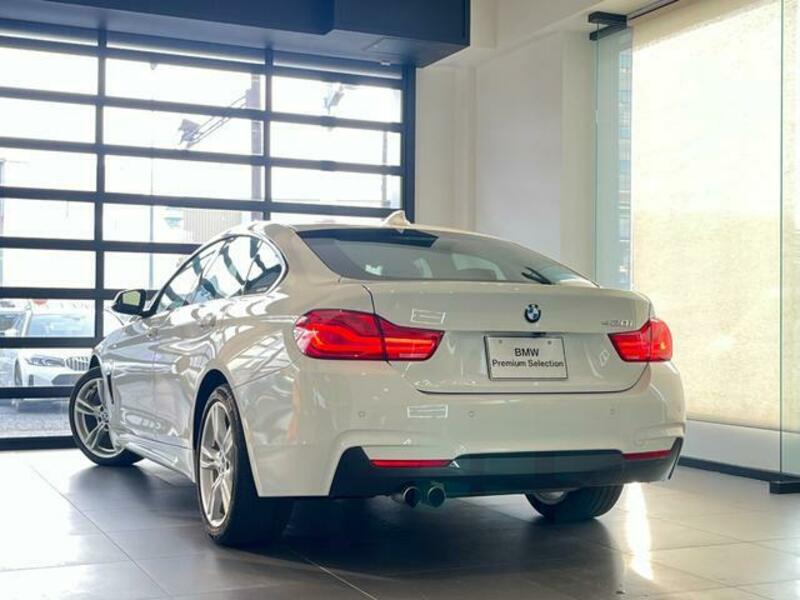 4 SERIES