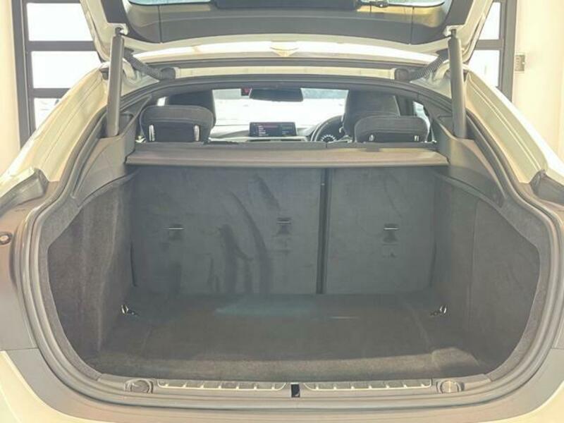 4 SERIES