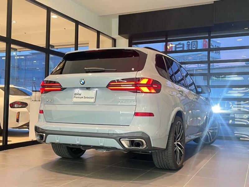 X5
