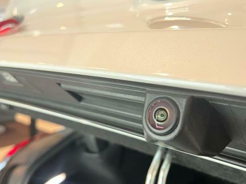 8 SERIES