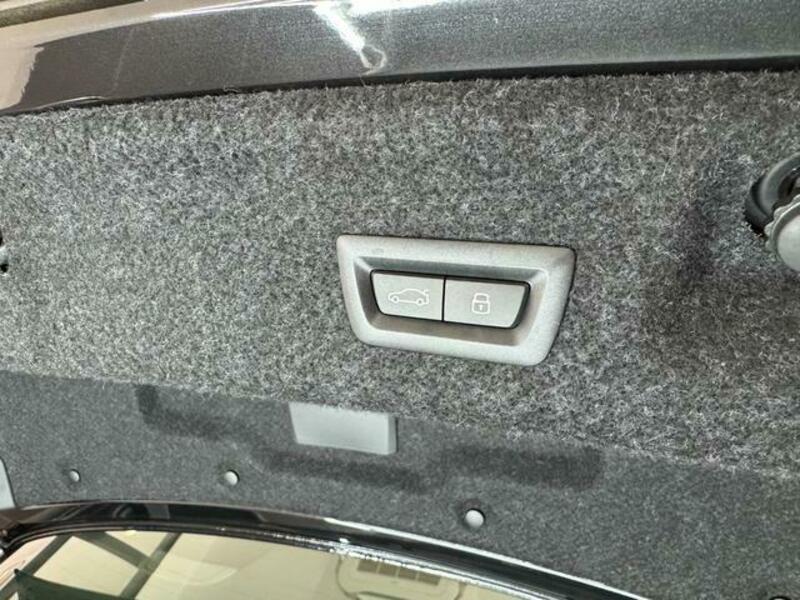 4 SERIES