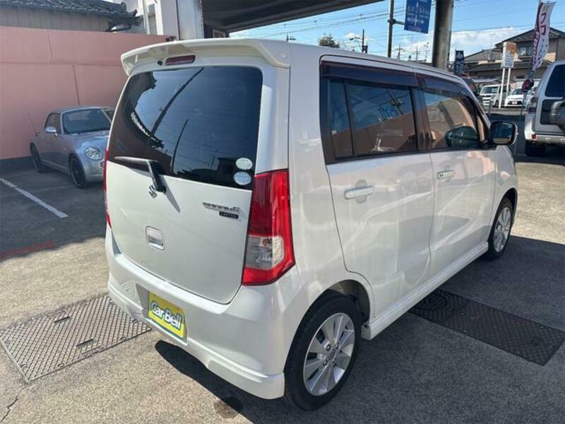 WAGON R