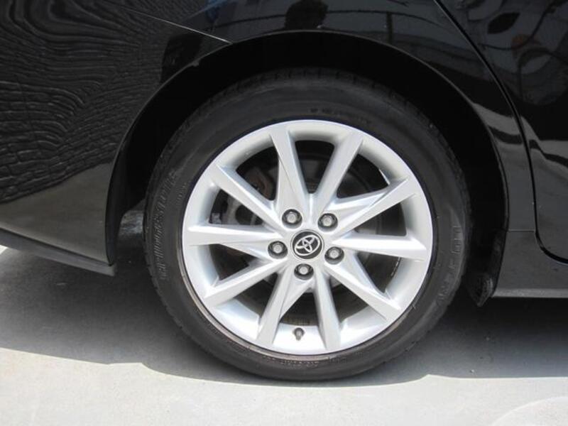 PRIUS ALPHA