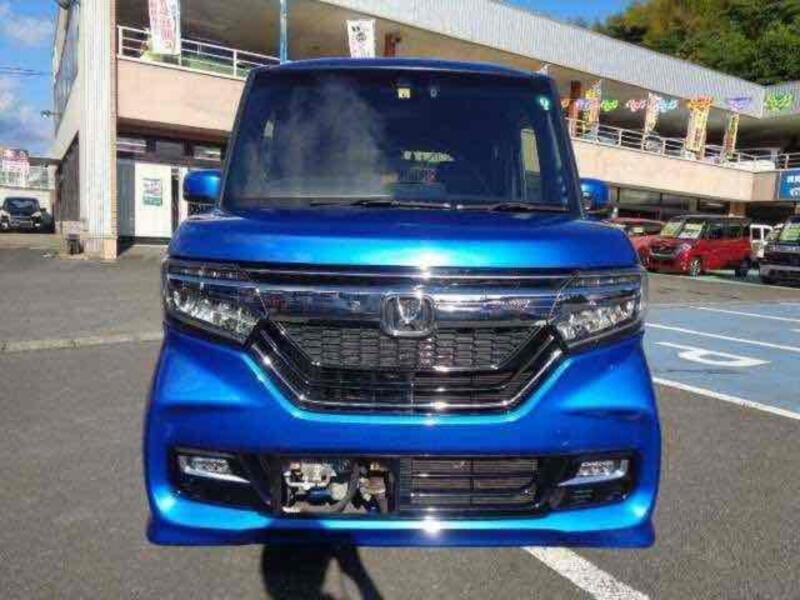 N BOX CUSTOM