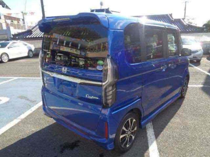 N BOX CUSTOM