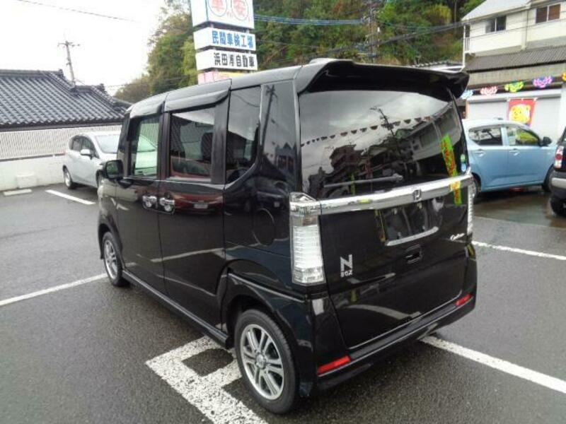 N BOX CUSTOM
