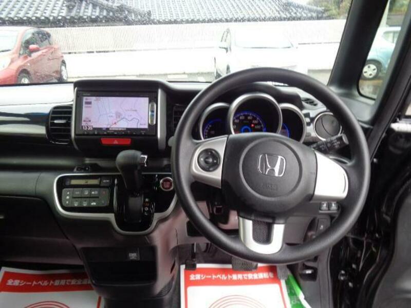N BOX CUSTOM