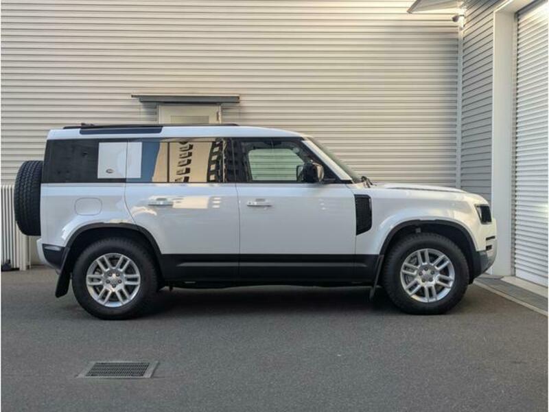 DEFENDER