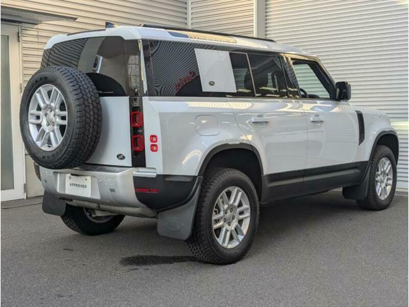 DEFENDER