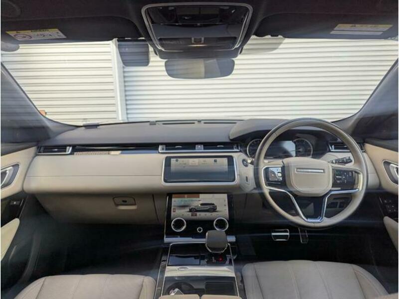 RANGE ROVER VELAR