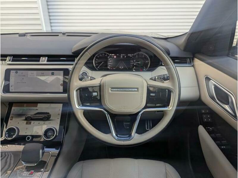RANGE ROVER VELAR