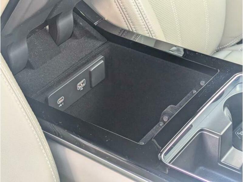 RANGE ROVER VELAR