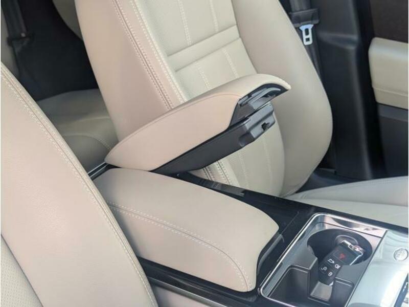 RANGE ROVER VELAR