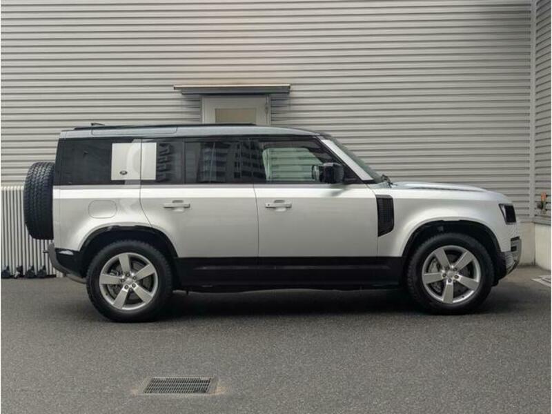 DEFENDER