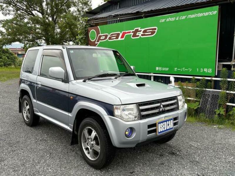 MITSUBISHI PAJERO MINI