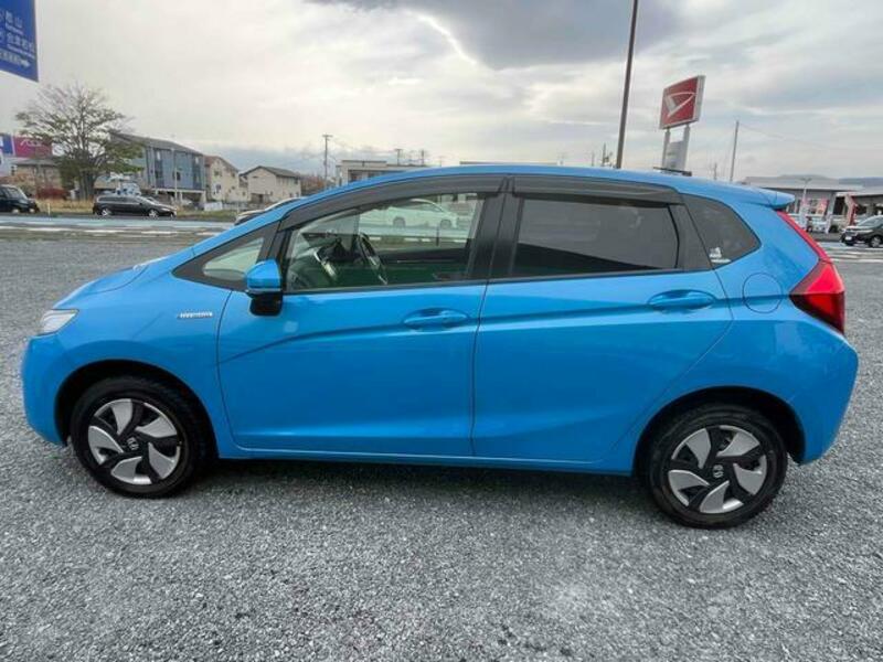 FIT HYBRID