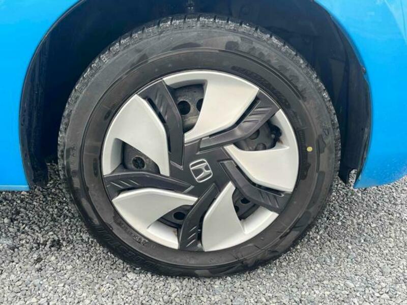 FIT HYBRID