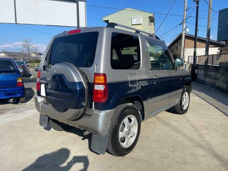 PAJERO MINI