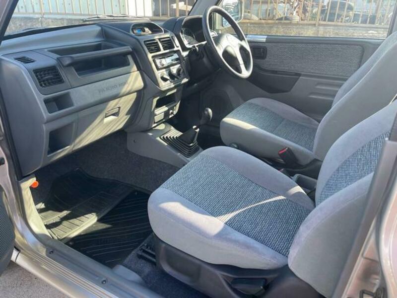 PAJERO MINI