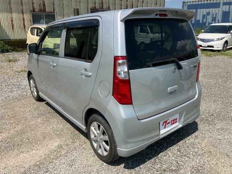 WAGON R