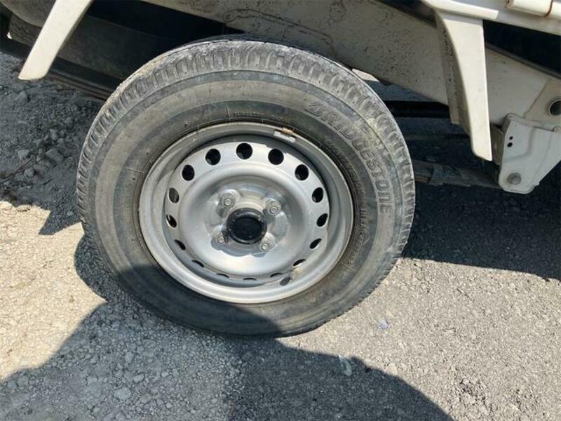 CLIPPER TRUCK