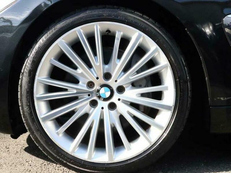 4 SERIES