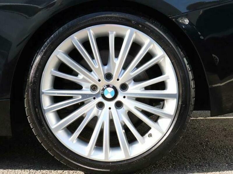 4 SERIES