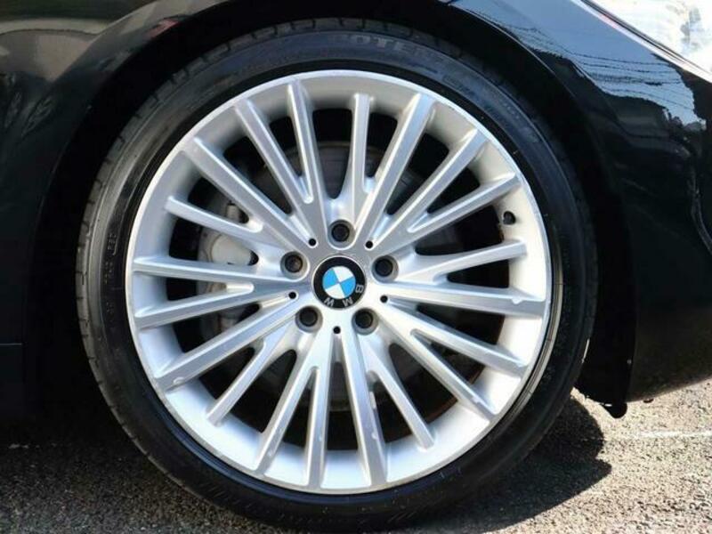 4 SERIES