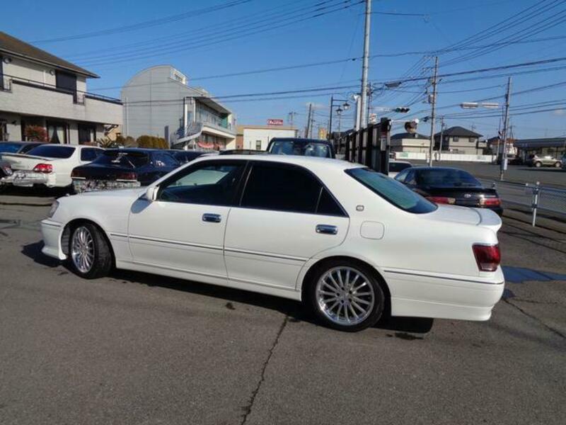 CROWN
