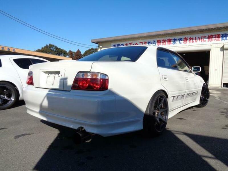CHASER
