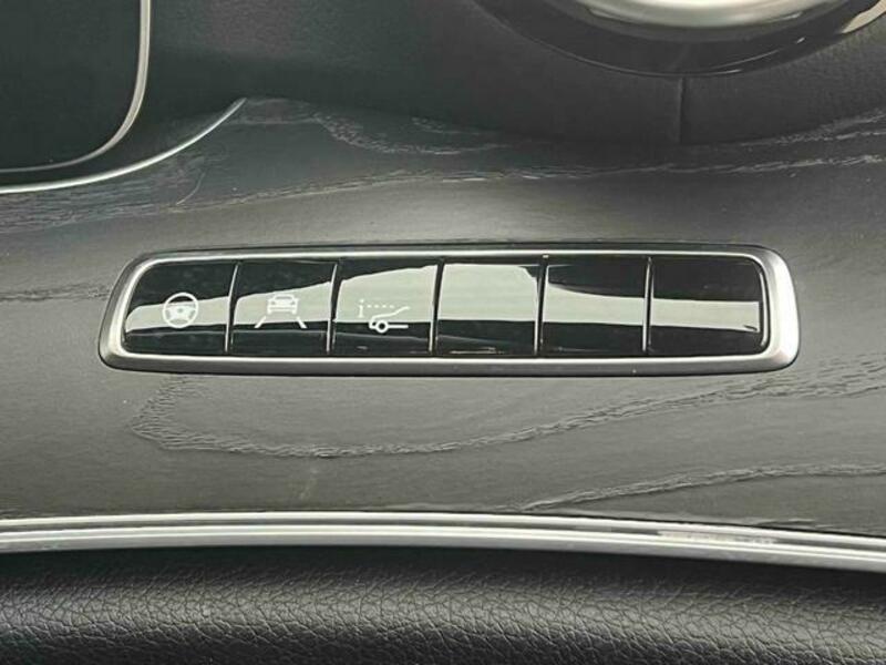 E-CLASS