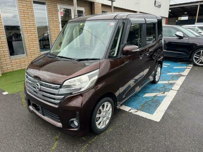 NISSAN DAYZ ROOX