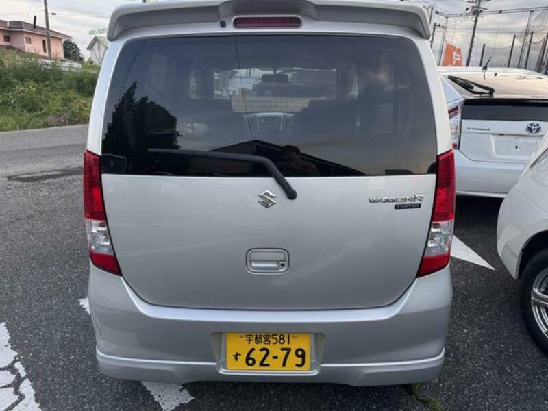 WAGON R