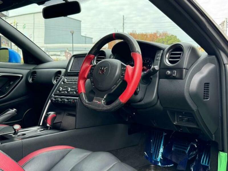 GT-R