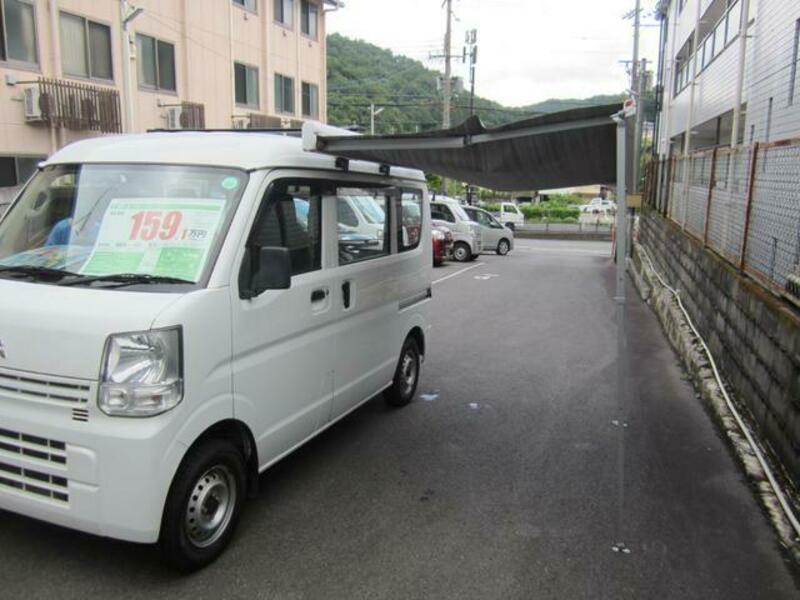 MINICAB VAN