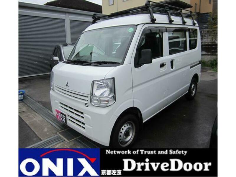MITSUBISHI MINICAB VAN