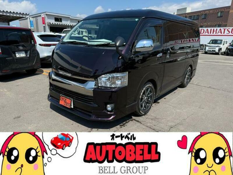 TOYOTA HIACE VAN