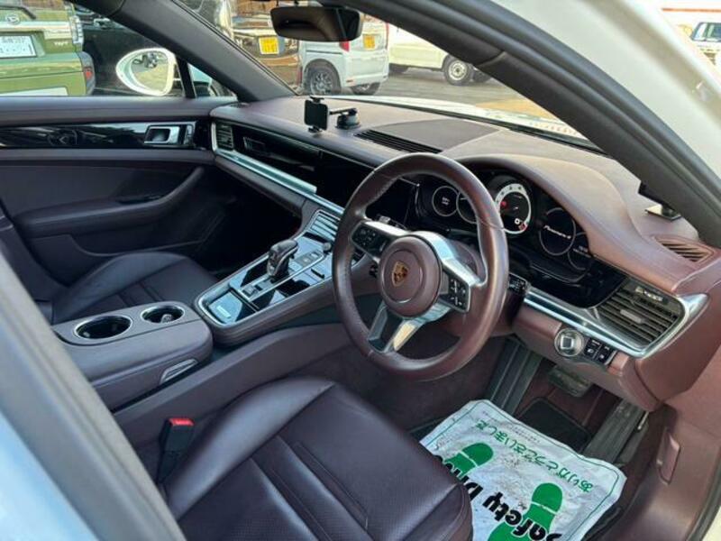 PANAMERA