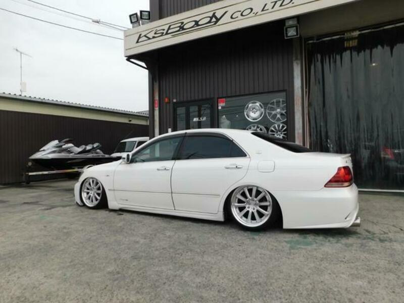 CROWN