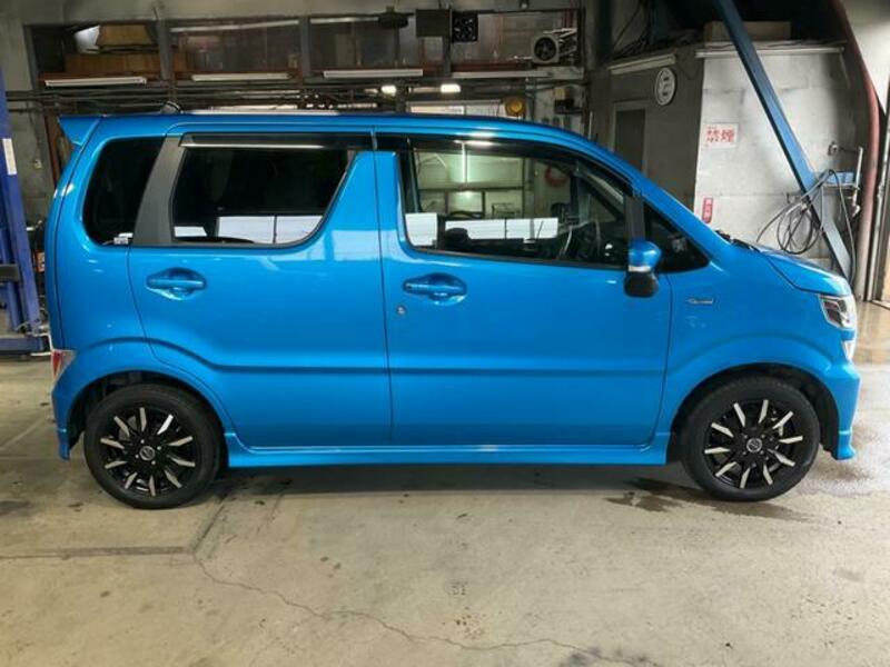 WAGON R
