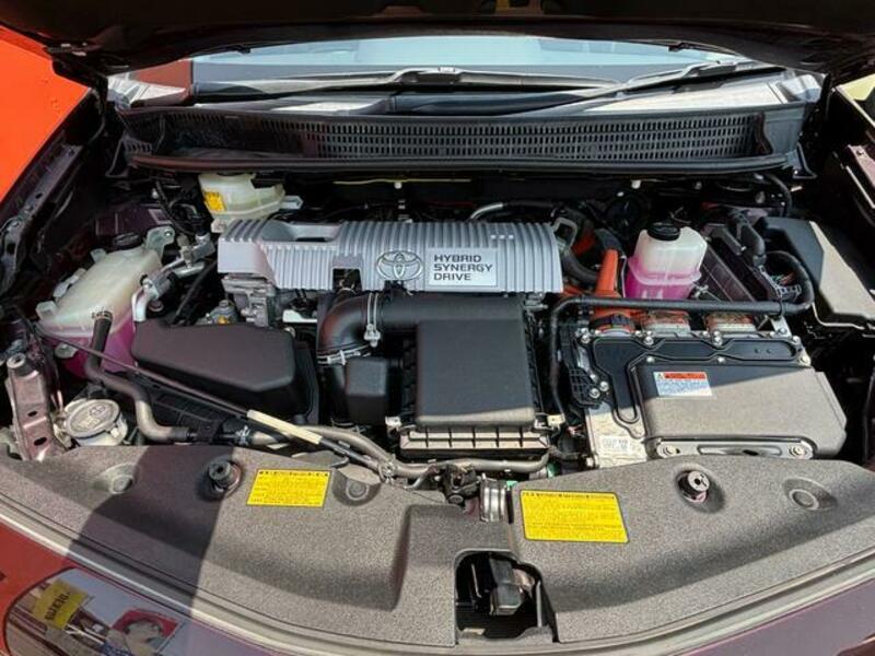 PRIUS ALPHA
