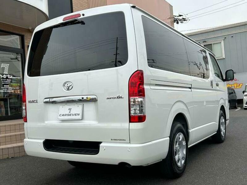 HIACE VAN