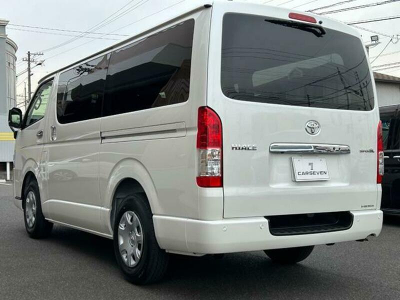 HIACE VAN