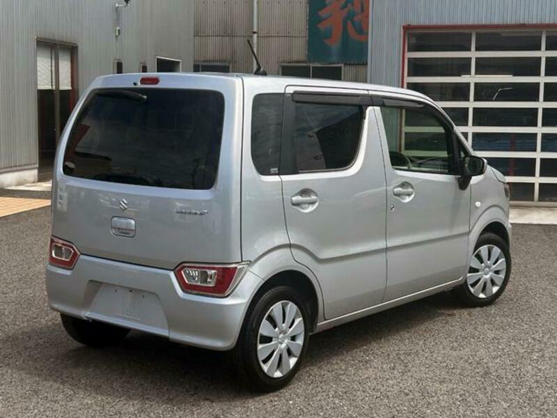 WAGON R