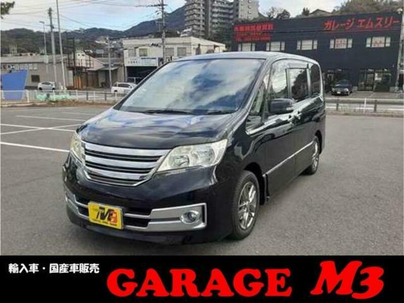 NISSAN SERENA