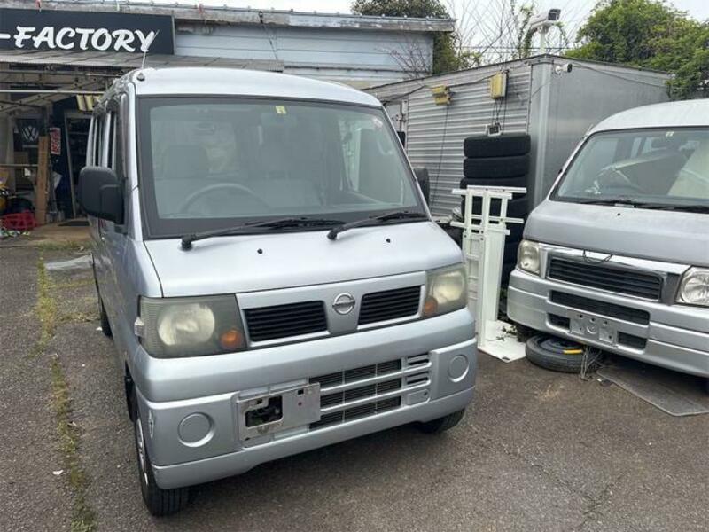 NISSAN CLIPPER VAN