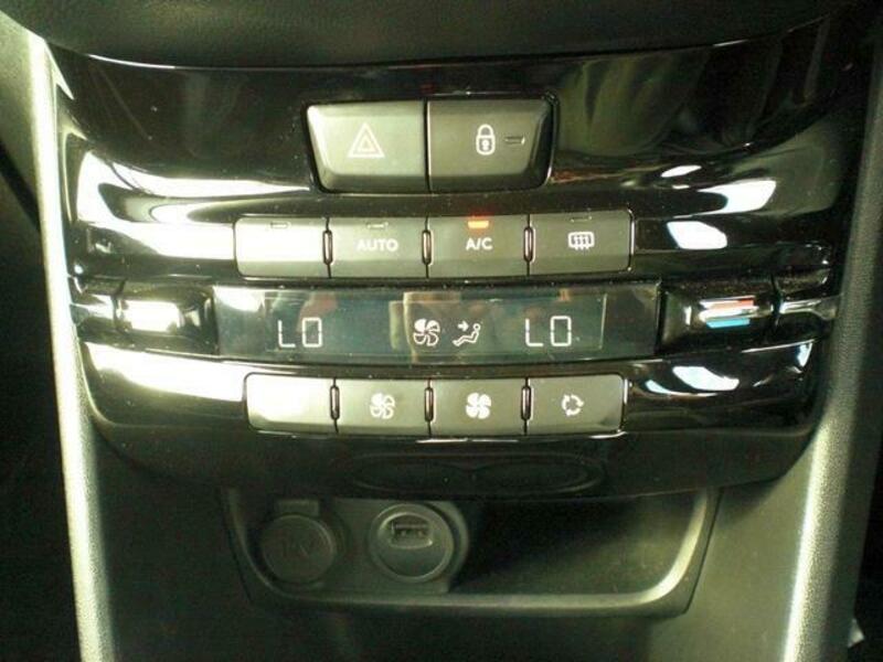 208