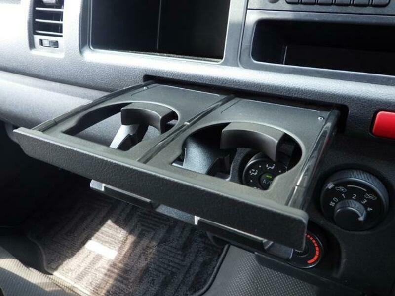 HIACE WAGON