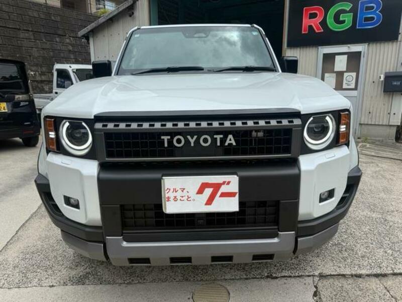 LAND CRUISER 250