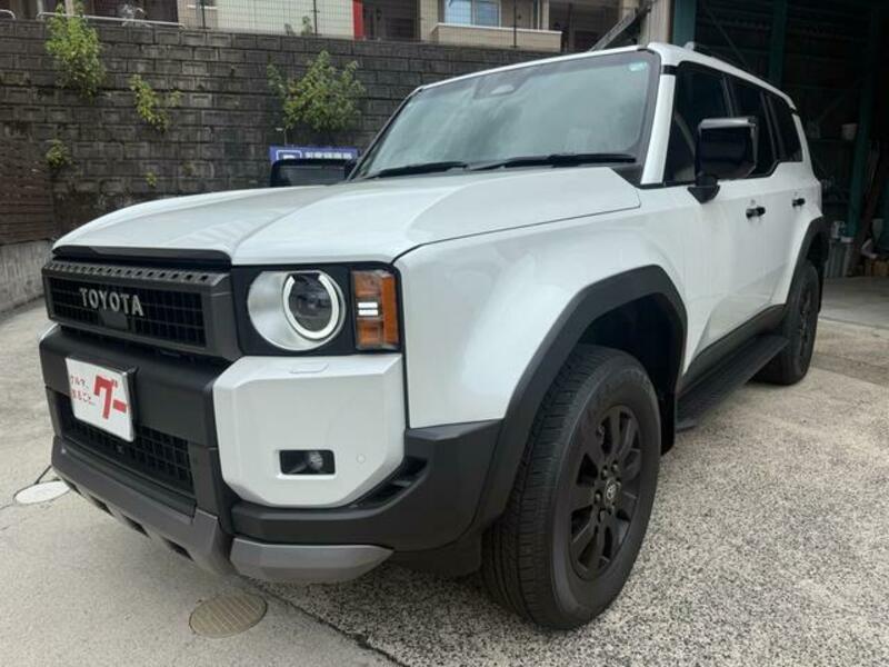 LAND CRUISER 250